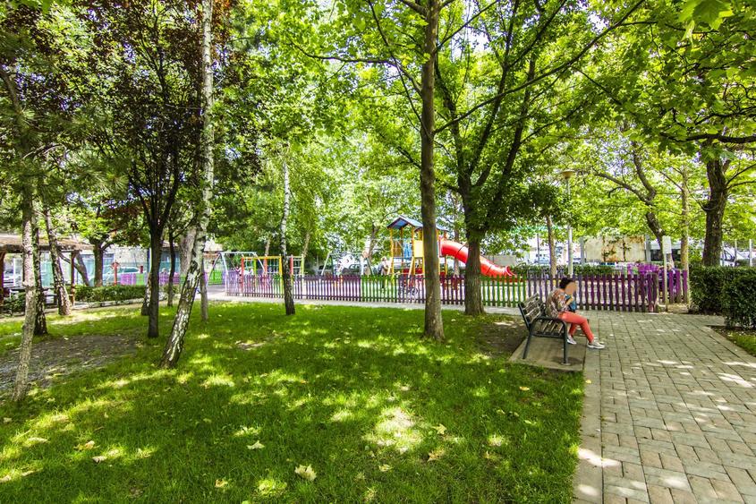 2 Camere, BUCATARIE INCHISA, balcon, mobilat/utilat, 5 minute Metrou, bloc nou - 11