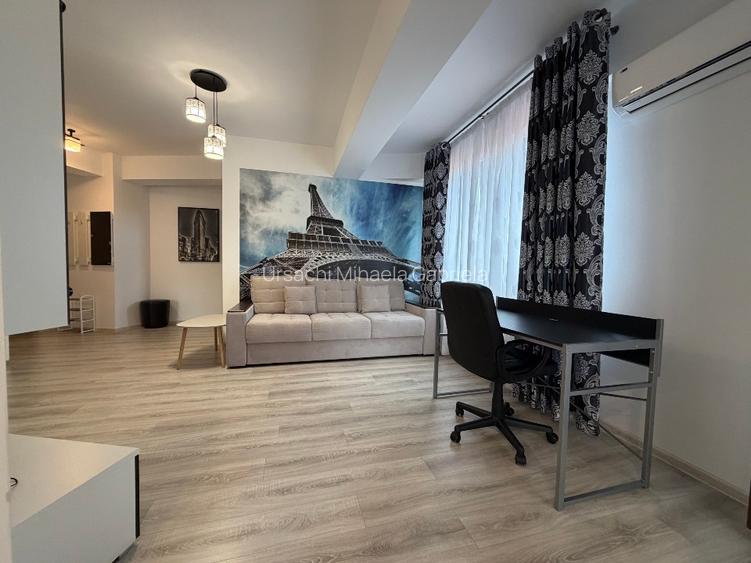 2 CAMERE,MODERN, 50 MP, LÂNGĂ PALAS, BLOC NOU, BALCON, AC, CENTRALĂ TERMICĂ
