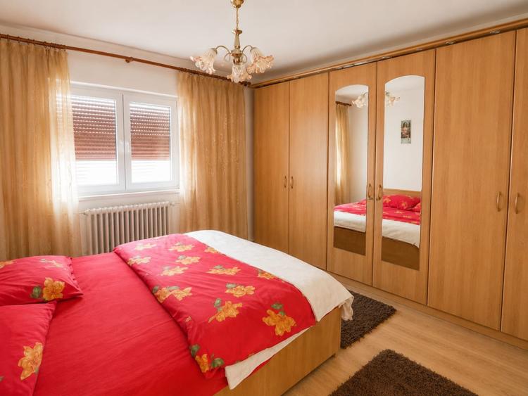 Apartament 2 camere decomandat| 48 mp| zona Prestige
