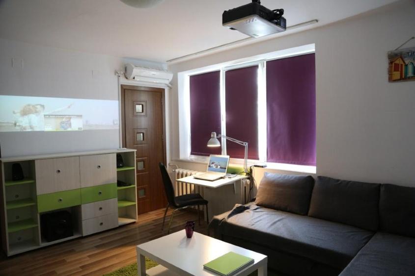 Gara de Nord - Garsoniera moderna, complet utilata si mobilata