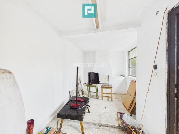 Casă cu 4 camere, în localitatea Gurahonț, Arad - 11