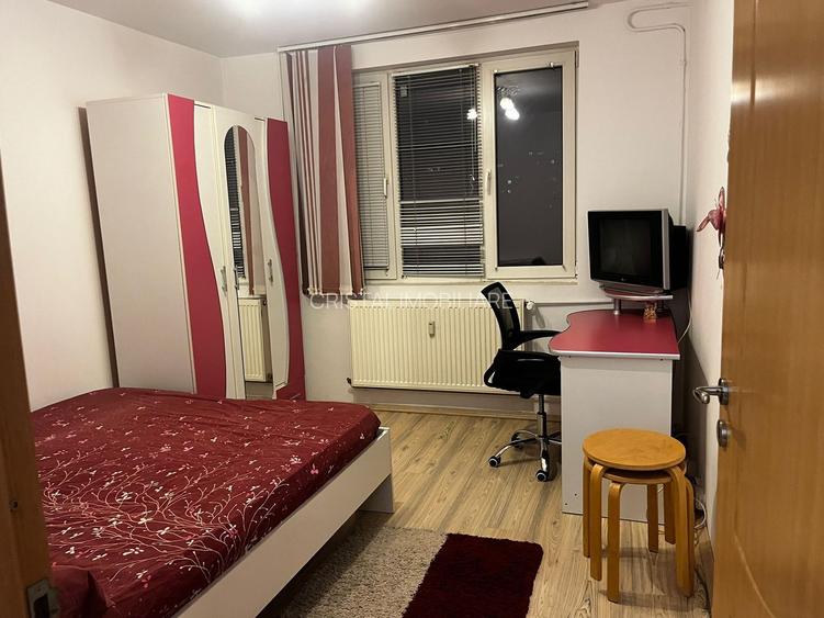 Apartament 2 camere decomandat, etaj 4, renovat, metrou 1 Decembrie 1918 - 4