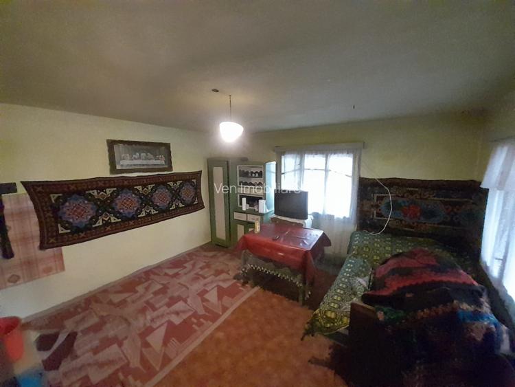 Casa traditionala cu anexe si gradina,Zona Nasaud - 3