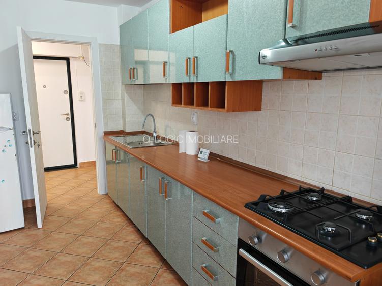 Apartament 2 camere zona Centrul Civic - 13