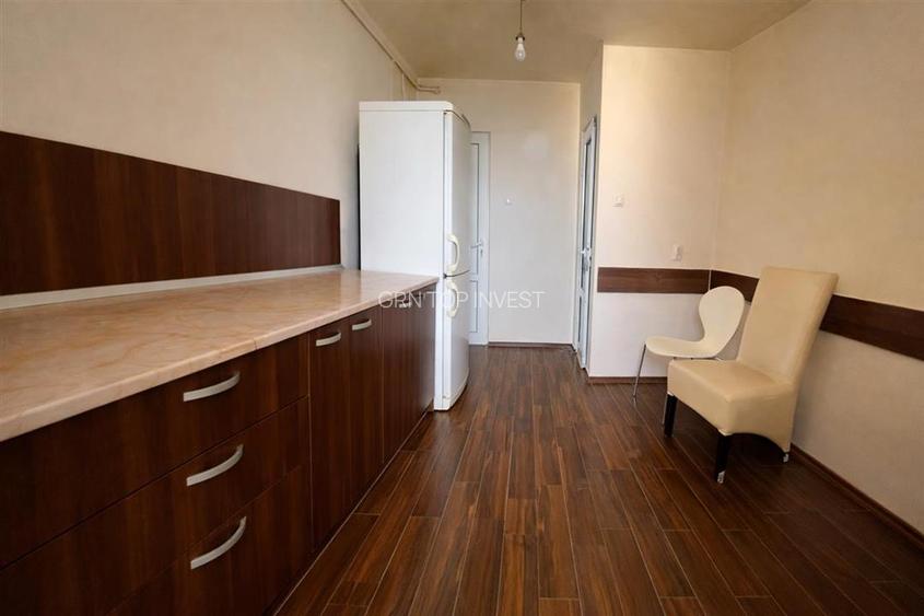 Apartament 3 camere decomandat cu 2 balcoane Bld Mihai Viteazu - 16