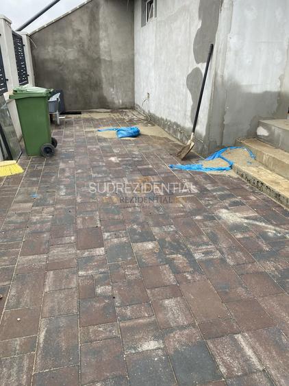 Vila tip duplex, 250 mp teren, Comuna Berceni, Str. Vasile Goldis - 12