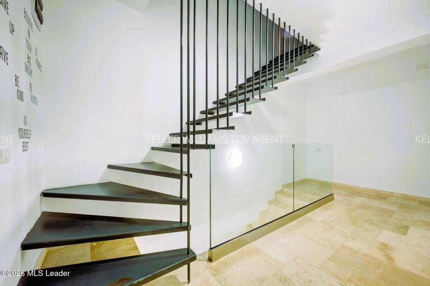 Vila premium in proximitatea Porsche Nord-Campul Pipera 362mp curte - 12