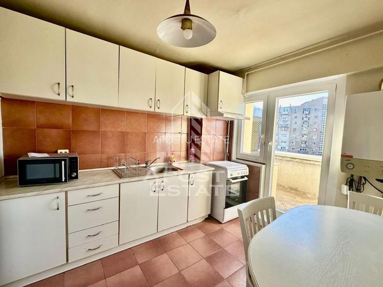 Apartament 4 camere zona centrala - 2