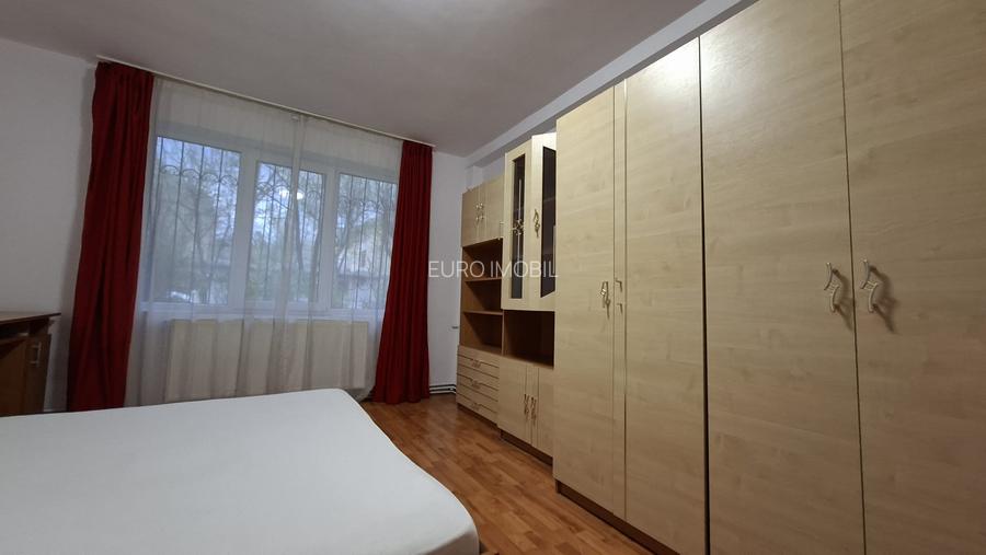 De vanzare apartament 2 cam, Tg. Mures, 7 Noiembrie Zona UMF - 2