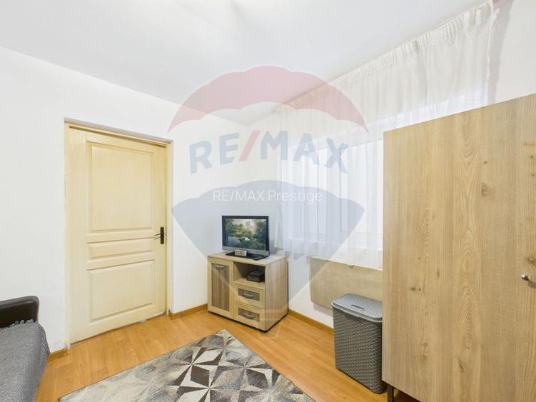 Casă cu două corpuri, ideală pentru firmă, Vitan - 14