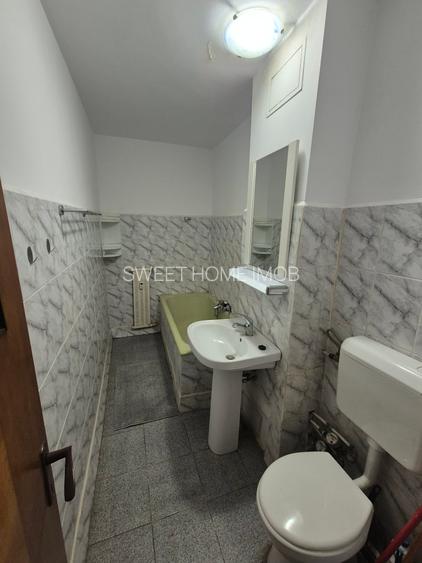 Lacul Tei inchiriere garsoniera Ghica Tei cu boiler electric - 7