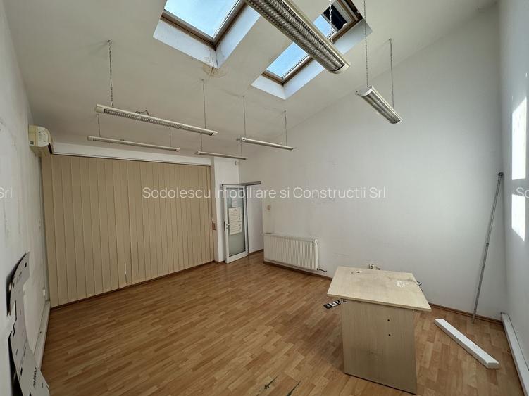 Spatiu de birou -zona strada Cluj/ 4 locuri de parcare - 2