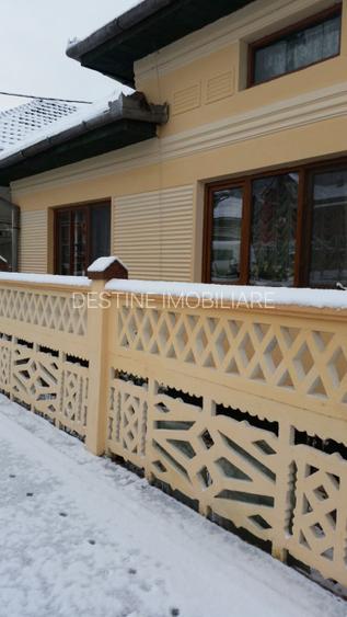 CASA DE VANZARE IN HD - 2