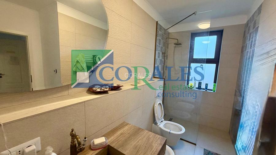 Casa Individuala, dormitor la parter,  mobilata si utilata. Piscina! - 8