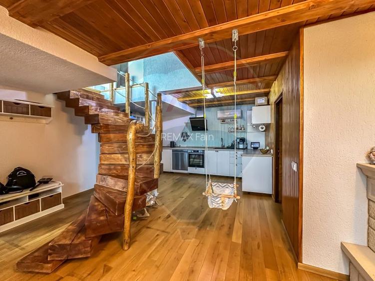 Vila A-frame cu 6 camere de vânzare în Agnita - 16