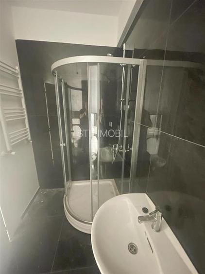 1 CAM DECOMANDAT CAPT CUG VISOIANU ETAJ INTERMEDIAR - 13