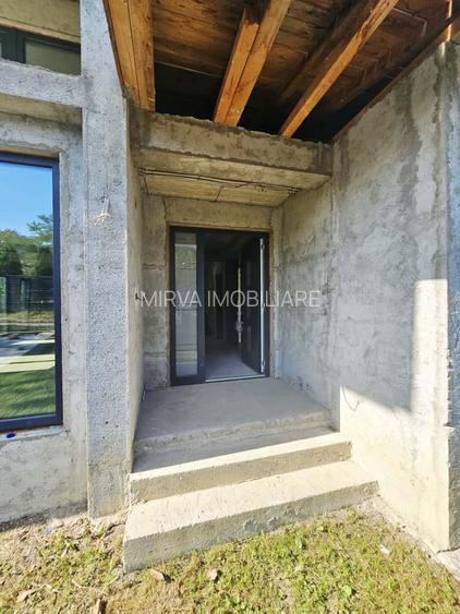 Vilă luminoasă, 4 camere, cu teren generos – Com. Plopu - 14