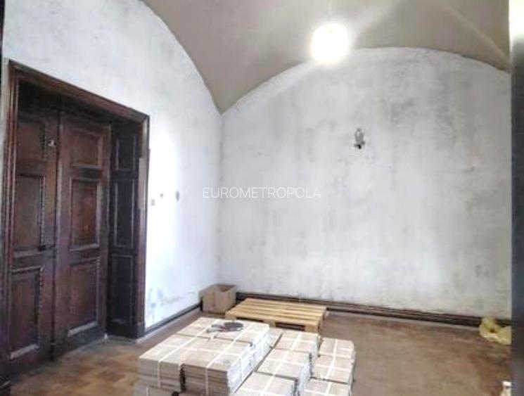 Vila cu arhitectura - 4