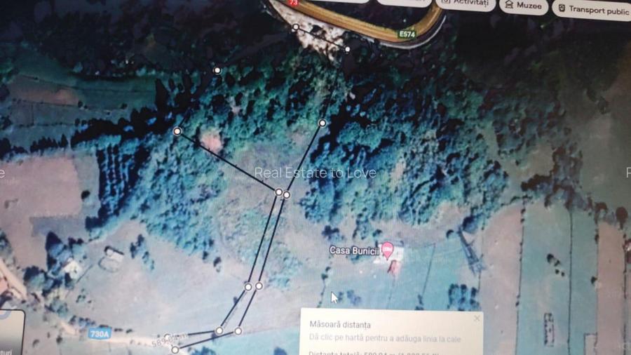 Teren panoramic insorit, utilitati, panta mica si padure, turism sau vacanta - 12