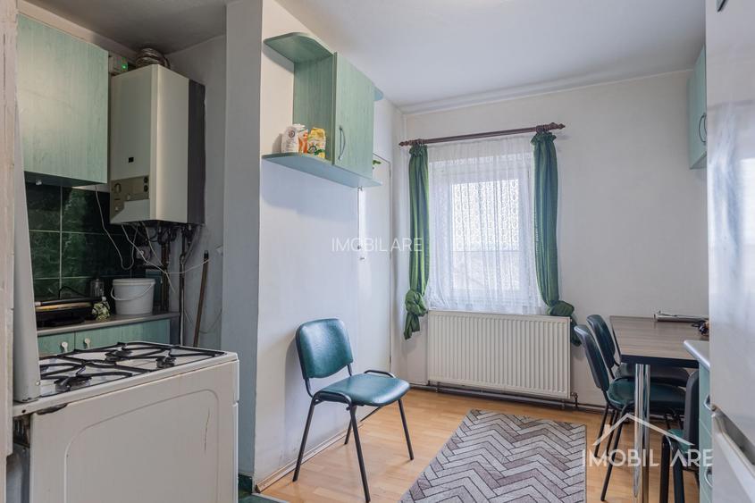 Apartament cu 3 camere de vânzare - 3