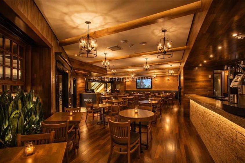 Film! Remarcabila functionalitate si distinctie, Central, Brasov, - 2