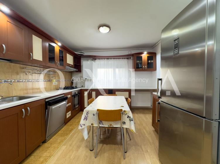 OX652 Mobilat-Utilat, Sagului (Shopping City) - 4