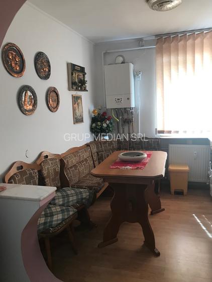 Apartament o camera, etaj 2, Nord - 10