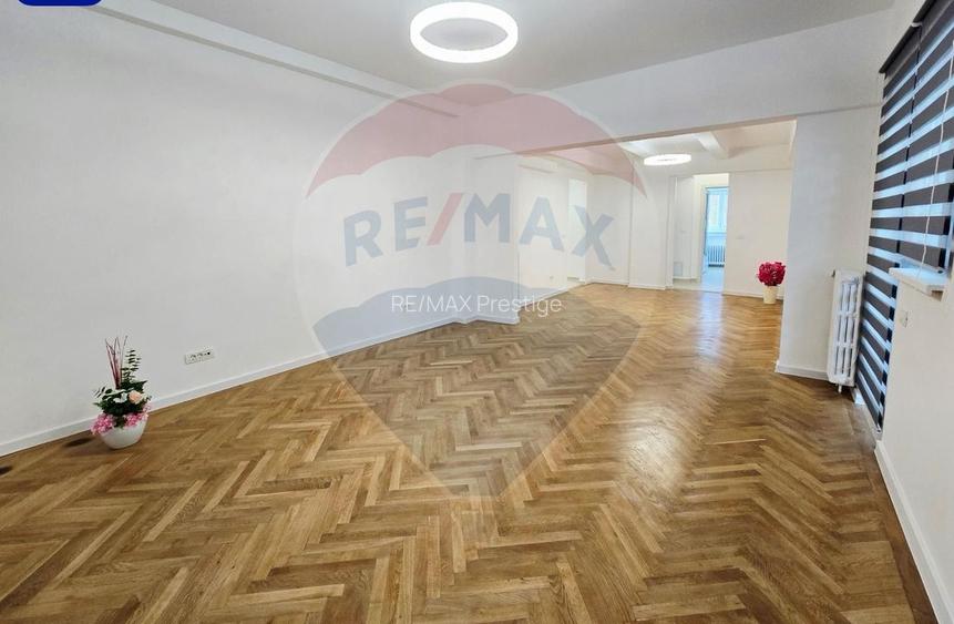 Apartament 4 camere de închiriat – Bd. Unirii / Str. Vulturilor 25 - 7