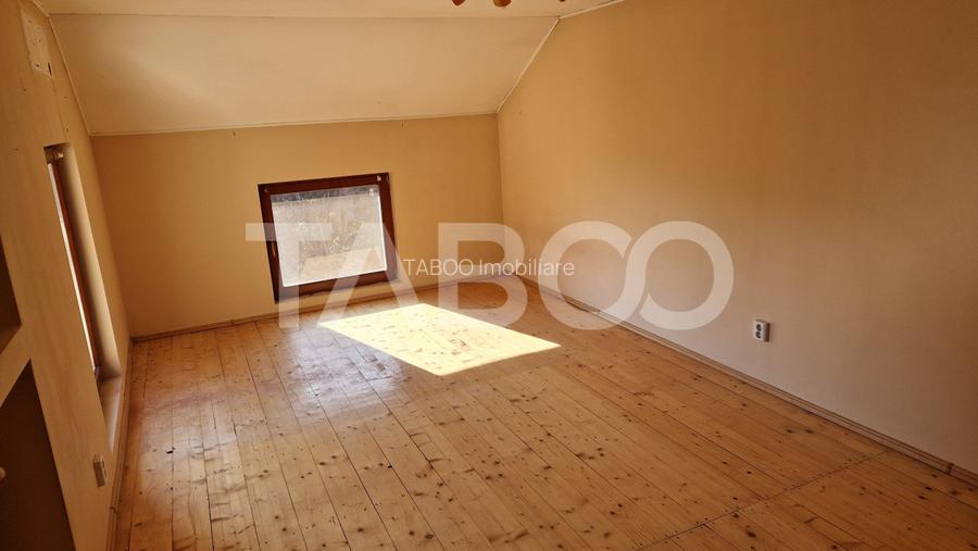 Casa 5 camere cu garaj si teren 961 mp de vanzare Sibiu zona Centrala - 9