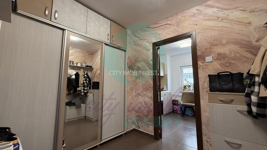 Vand apartament 2 camere metrou obor in fata blocului - 8
