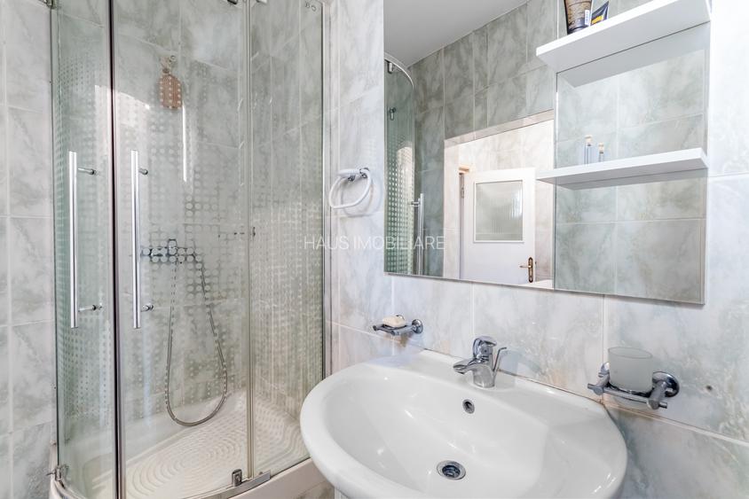 Vilă tip bloc 12 camere, 2 garaje 2 boxe  zona Tomis 1  Flămânda - 23