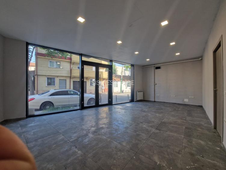 INCHIRIEZ Spatiu comercial la parter pe strada Poporului ! PARCARE PRIVATA !!! - 4