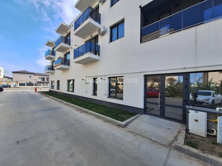Spatiu Comercial - Bloc Nou - Stradal - 560 mp - 8 parcari - 2