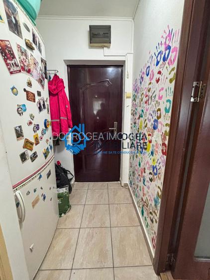 ZONA 23 AUGUST  -  2 CAMERE, ETAJ 3 - 7