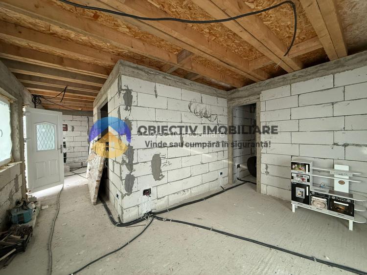 Casă + teren 2335 mp de vânzare – comuna Bodesti - 8