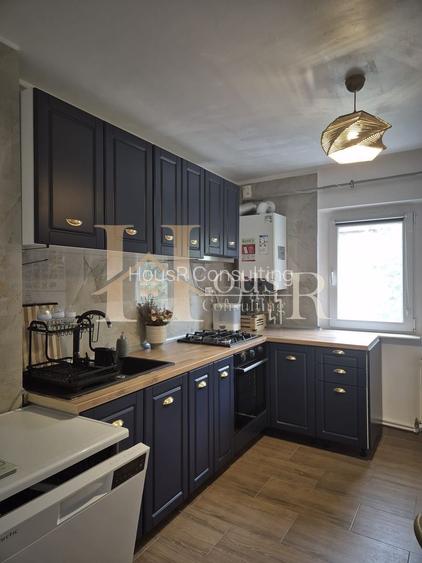 Aproape de Sala Olimpia. Bloc izolat. Renovat complet. - 4