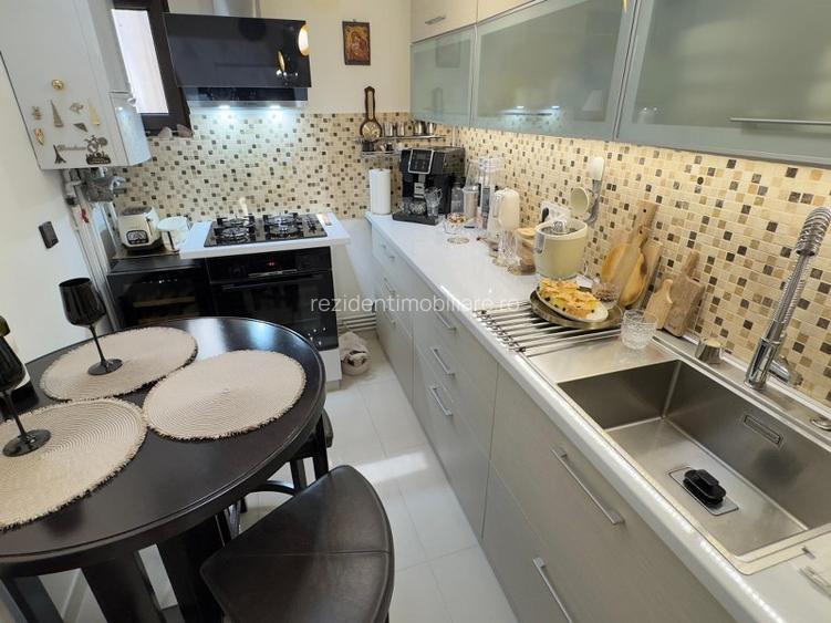 Vanzare Apartament 3 Camere deosebit –  Unirii Zepter adiacent - 16