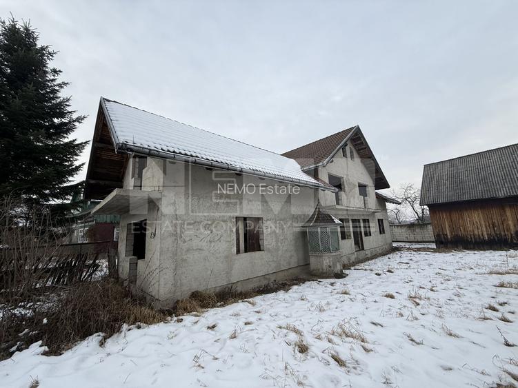 Proprietate de vânzare cu două case | Teren 1.500 mp | Bivolărie - 9