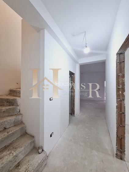 Giroc, aproape de ESO. Cu dormitor la parter. 3 bai. - 6