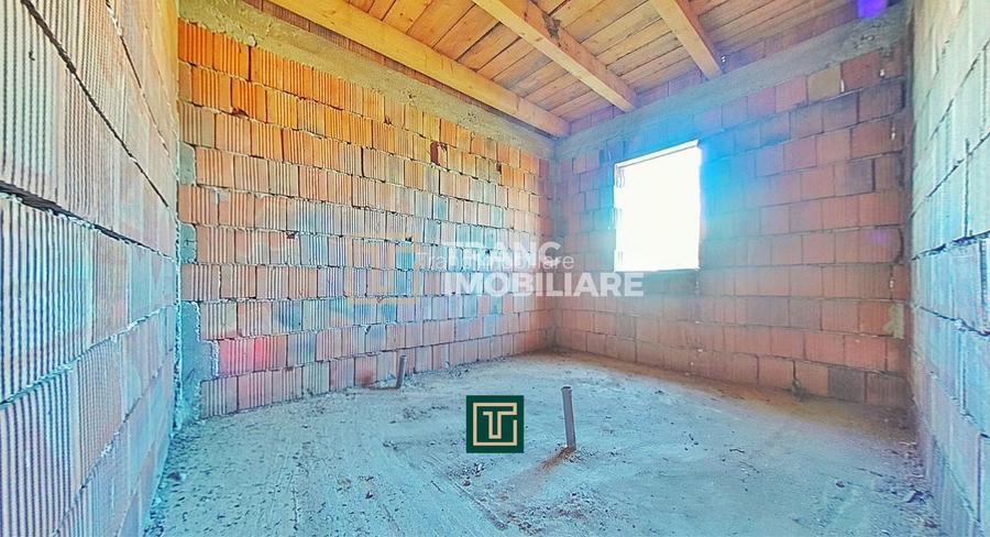 Casă la roșu cu 5 camere în Aluniș, județul Arad – ideală pentru o familie! - 14