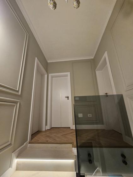 Apartament lux 3 camere decomandat pe 2 etaje,, zona  Rezidentiala Centru