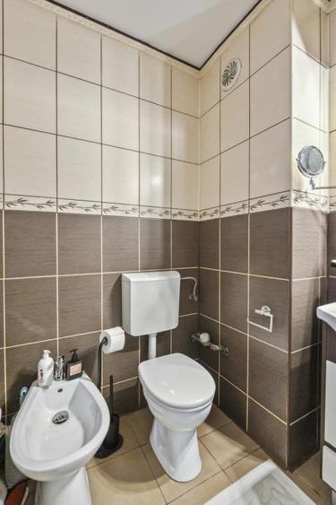 Apartament 2 camere, Gheorgheni, Su - 60 mp, decomandat