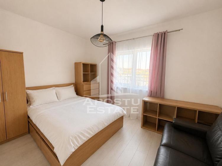 Duplex de vanzare, 4 dormitoare si 3 bai, Dumbravita