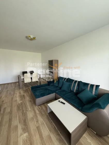 Apartament cu 2 camere decomandat,  cu terasa si gradina,   situat in Tractorul - 2