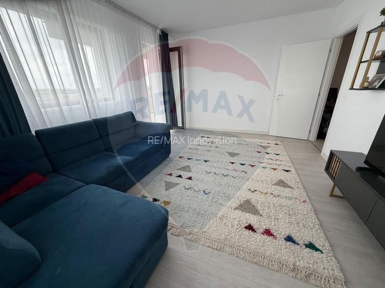 Vanzare Apartament 2 camere Hils Splai - 2
