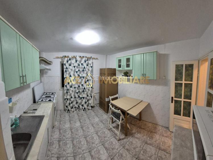 Drumul Taberei - Metrou Favorit | 2 camere | An 1982 | Etaj 3/10 - 4