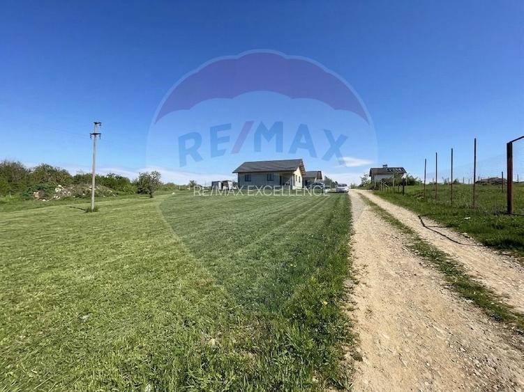 Teren intravilan construibil – 450 mp | Str. Crangului, Paulesti - 3