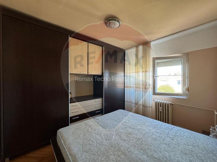 Apartament 2 camere Miorita -Micalaca - 13