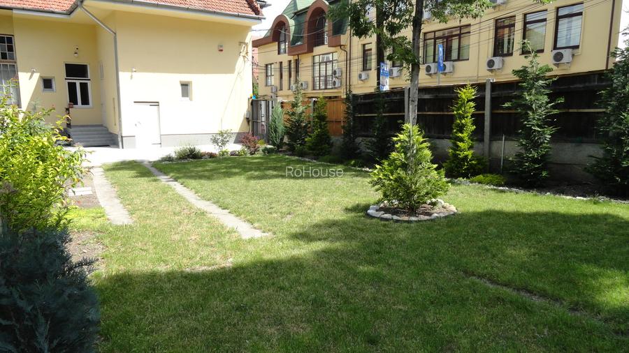 Apartament in casa recent renovat , parcare in curte, zona centrala - 3