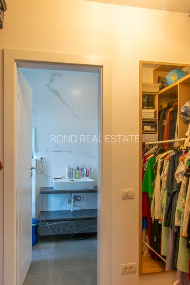 Vilă modernă cu vedere la lac, minicomplex inchis - 27